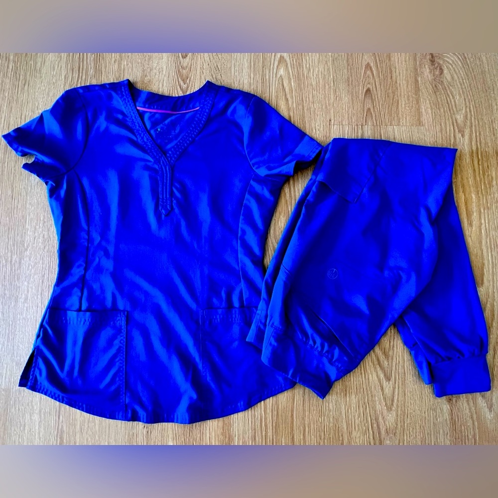 Purple Label  Jogger Scrub set